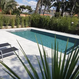 Ferienhaus - Maison Les Calanques - Piscine Chauffee, Cassis